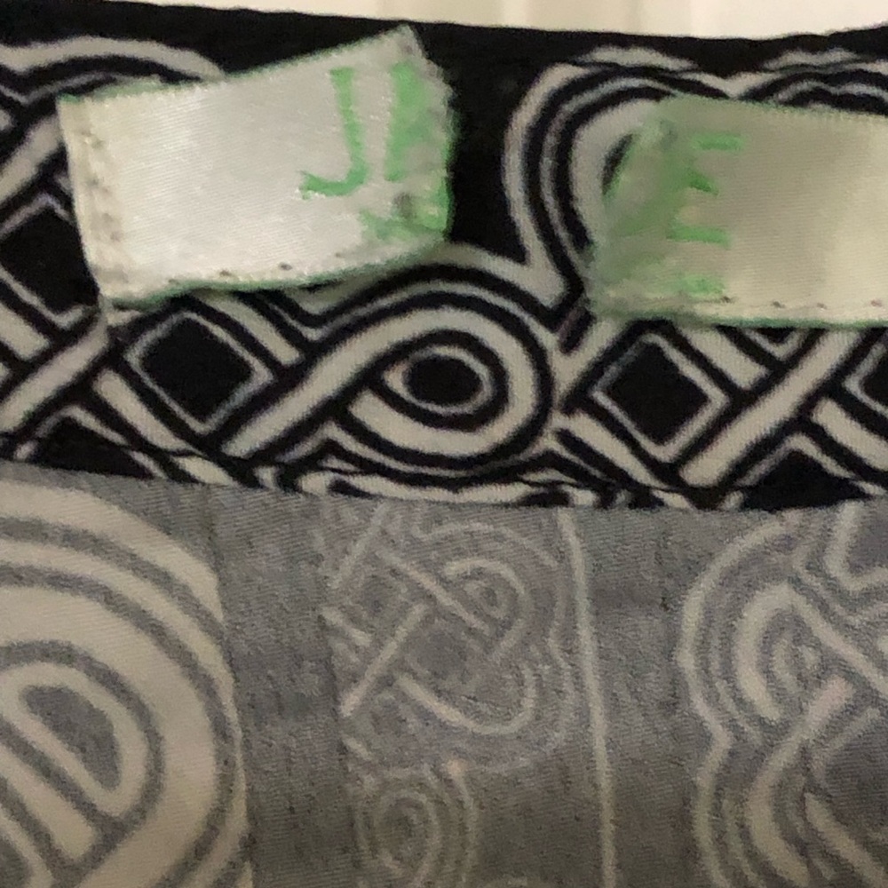 2/$20 Jade Maternity Black Gray Print Tunic Top 3/4 Sleeve Boho Sz M - Picture 7 of 11